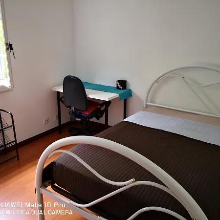 House Mansion Campolide לינה וארוחת בוקר ליסבון