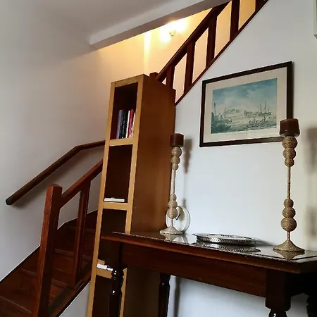 House Mansion Campolide Lizbona